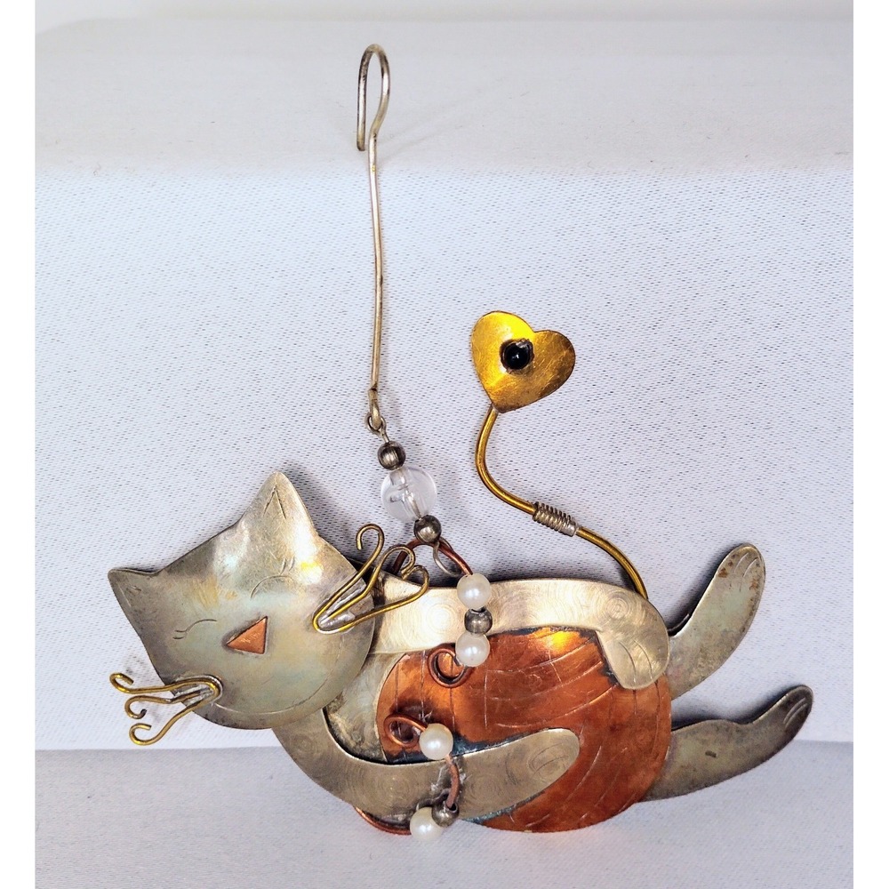 Vintage Hanging Cat Copper Silver Metal Two Tone Ornament Hanging Yarn